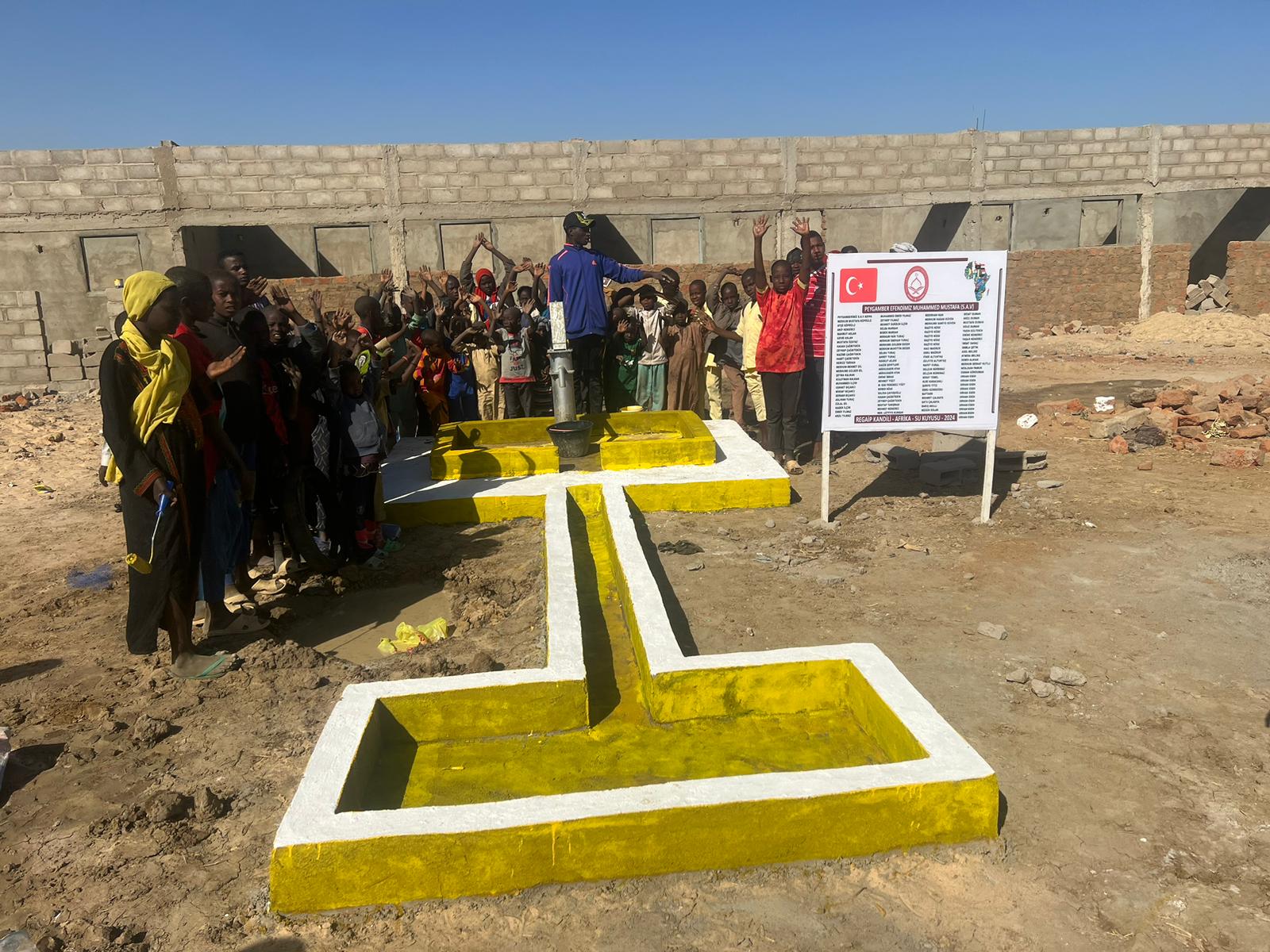 Hz. Muhammed Mustafa (s.a.v) Su Kuyumuzu açtık