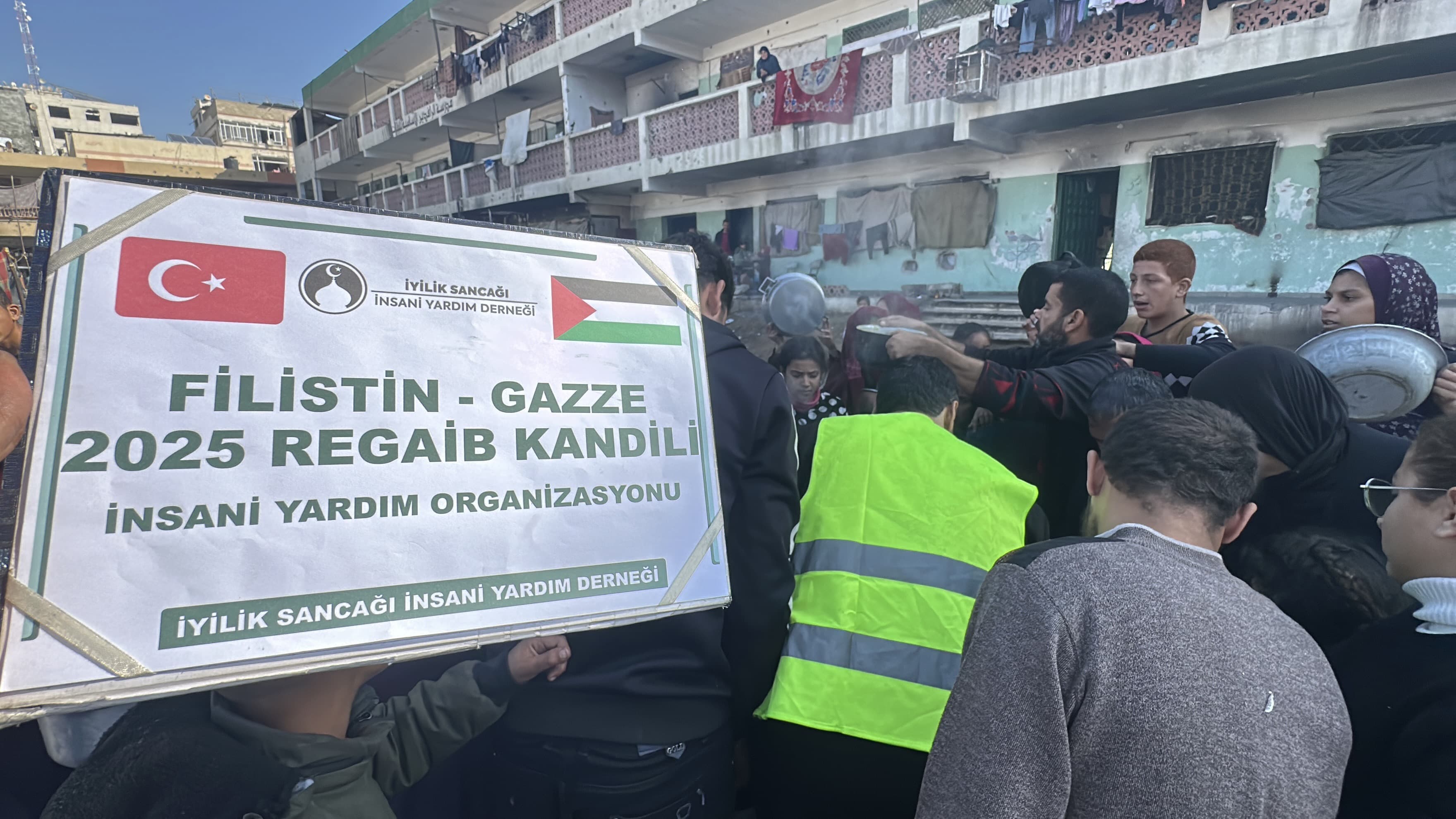 Filistin - Gazze 2025 Regaib Kandili İftar Organizasyonu